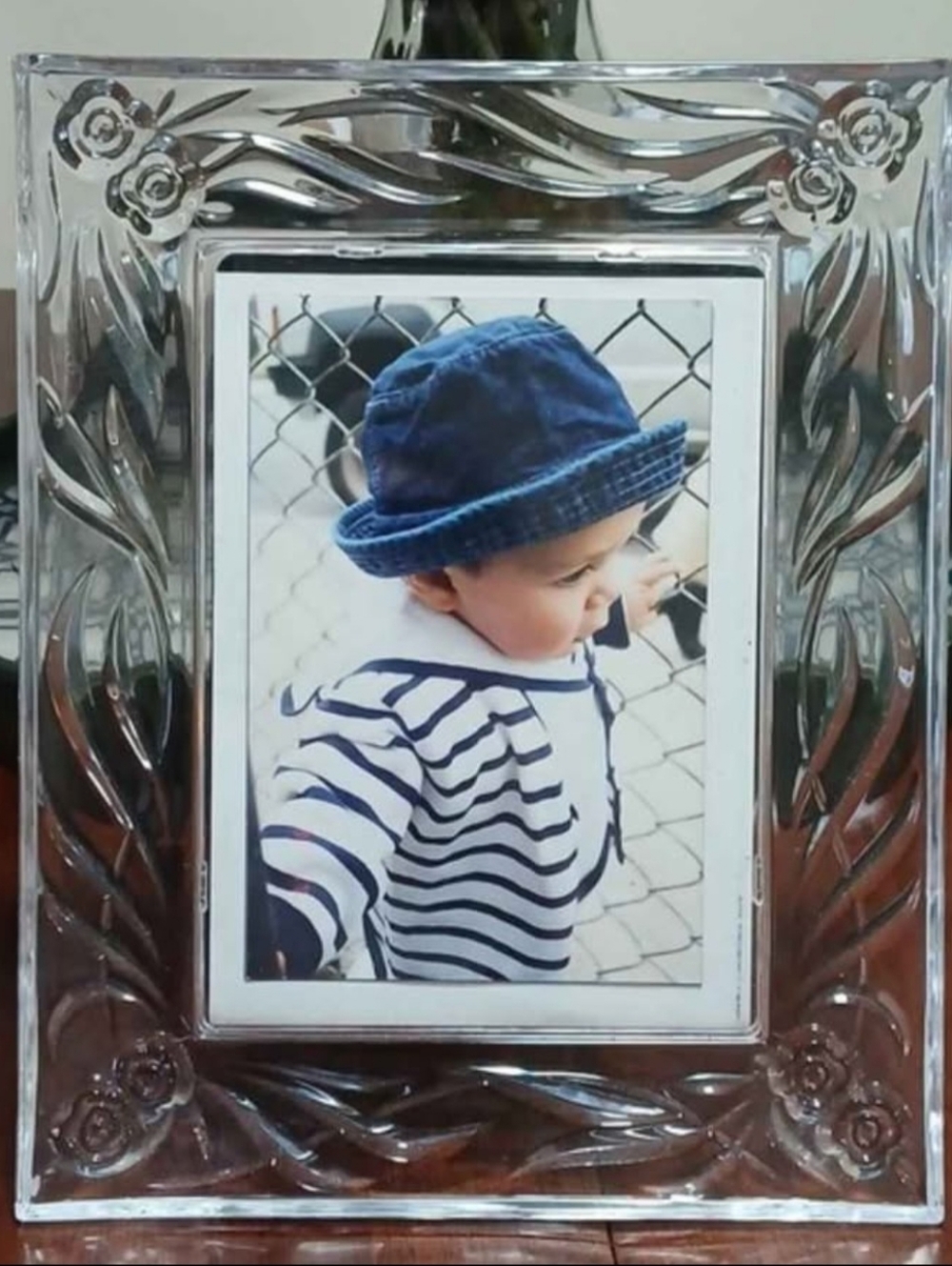 Mikasa Crystal Rose Tabletop Picture Frame: 5×7in